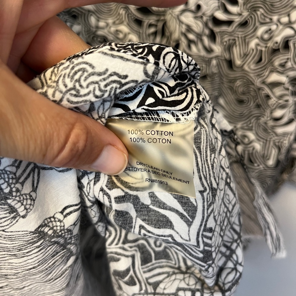 Robert Graham Beaded Black White Tunic Top S - Picture 9 of 11